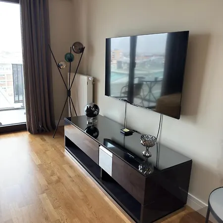 Luxury 52 Diamond Residences