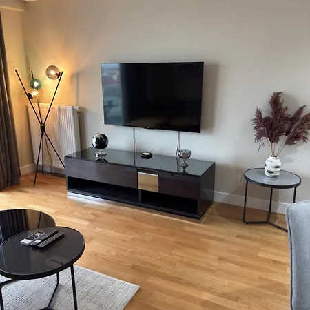 Luxury 52 Diamond Residences Апартаменты Скопье