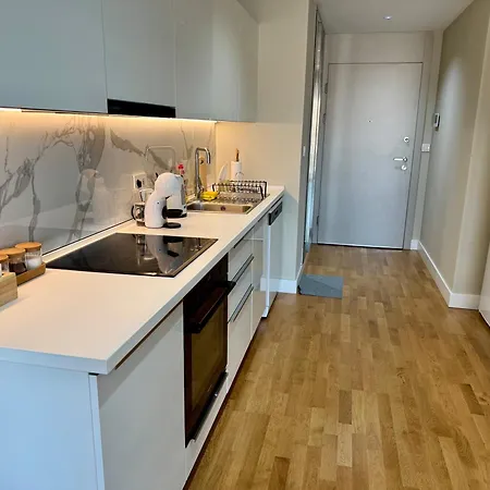 Luxury 52 Diamond Residences