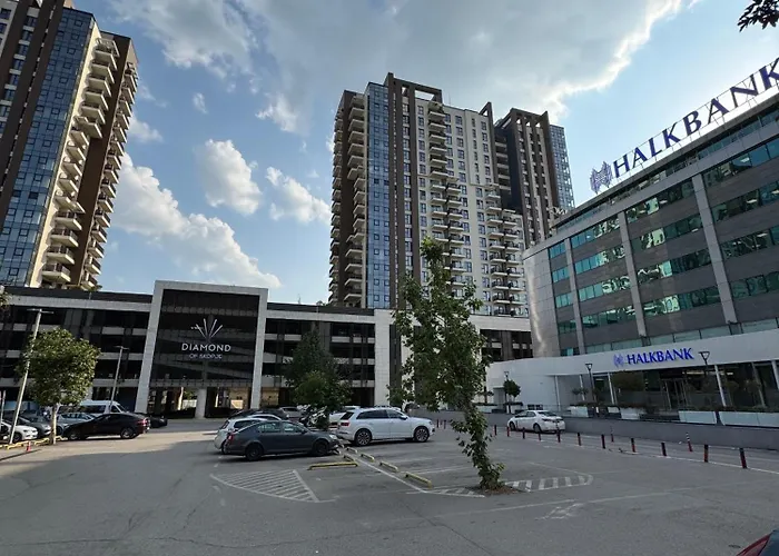 Luxury 52 Diamond Residences Apartment